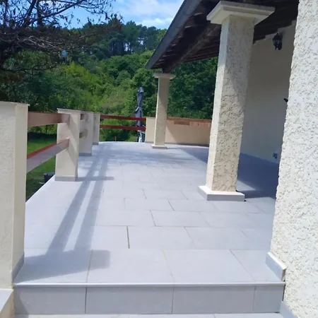Maison Charmante Avec Piscine Et Jardin A Robiac-rochessadoule Feriehus Rochesadoule