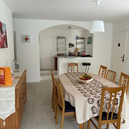 Maison Charmante Avec Piscine Et Jardin A Robiac-rochessadoule Feriehus Rochesadoule