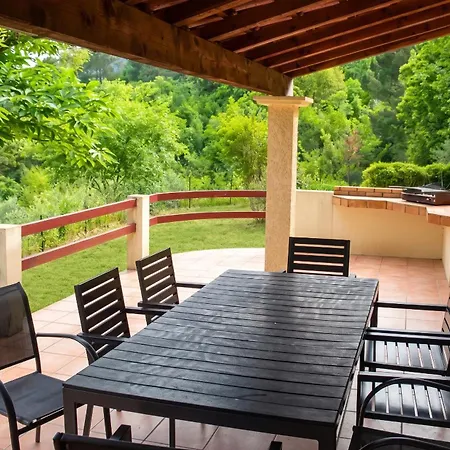 Feriehus Maison Charmante Avec Piscine Et Jardin A Robiac-rochessadoule Rochesadoule