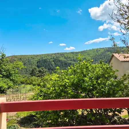 Feriehus Maison Charmante Avec Piscine Et Jardin A Robiac-rochessadoule