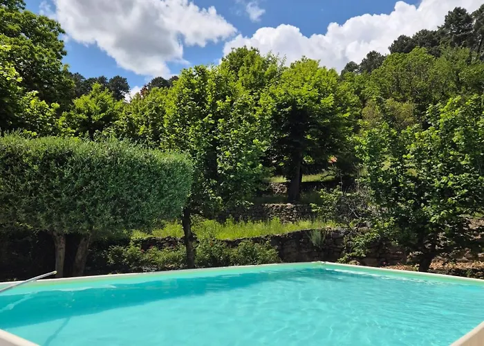 Maison Charmante Avec Piscine Et Jardin A Robiac-rochessadoule * Rochesadoule