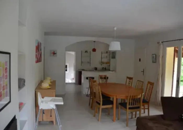 Maison Charmante Avec Piscine Et Jardin A Robiac-rochessadoule Rochesadoule