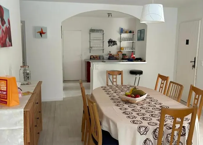 Maison Charmante Avec Piscine Et Jardin A Robiac-rochessadoule Ferienhaus Rochesadoule
